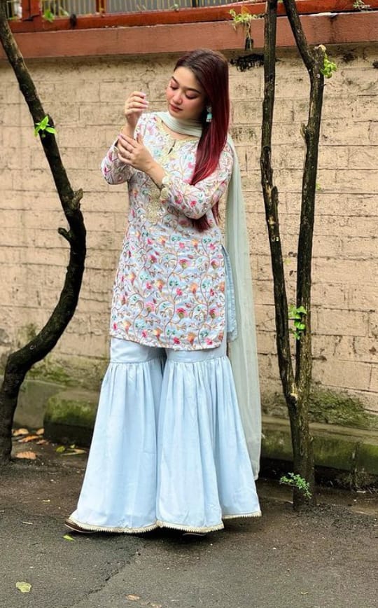  call girls Savarkar Nagar